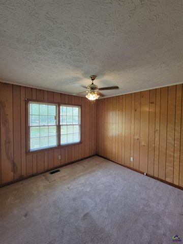 435 Unadilla Highway, Hawkinsville, GA 31036