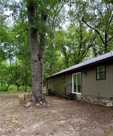 411 Frank Senko Road, Griffithville, AR 72060