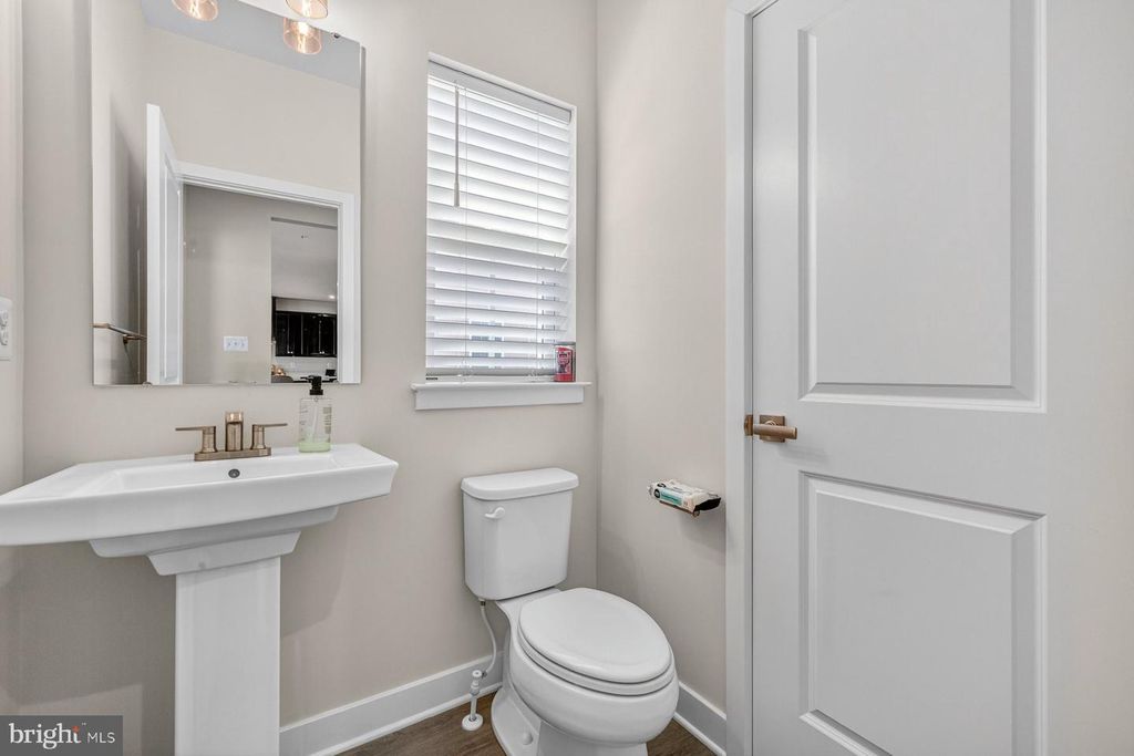 Image 12 of property listing at 9210 MURDSTONE LN, Waldorf, MD 20603