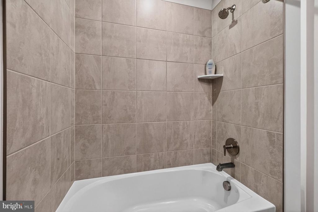 Image 24 of property listing at 9210 MURDSTONE LN, Waldorf, MD 20603