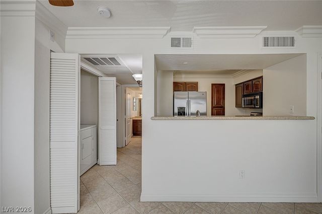 8101 West Flamingo Road 2109, Las Vegas, NV 89147