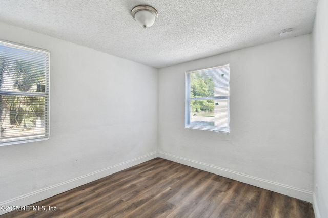 1330 BARNETT Street, Jacksonville, FL 32209