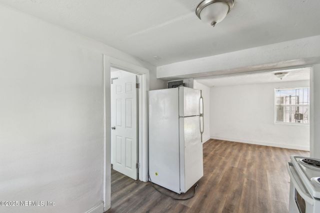 1330 BARNETT Street, Jacksonville, FL 32209