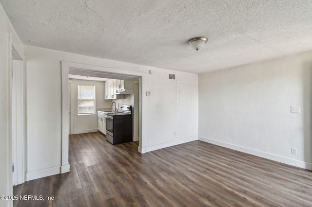 1330 BARNETT Street, Jacksonville, FL 32209