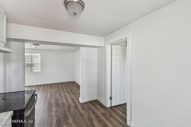 1330 BARNETT Street, Jacksonville, FL 32209