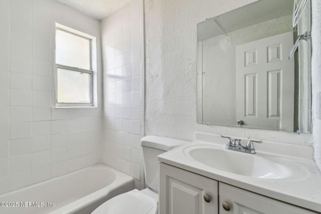 1330 BARNETT Street, Jacksonville, FL 32209