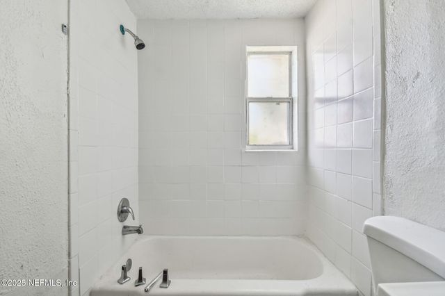 1330 BARNETT Street, Jacksonville, FL 32209