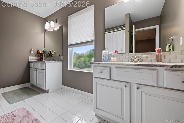 6167 Foxfire Circle, Independence Charter Township, MI 48346