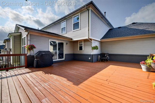6167 Foxfire Circle, Independence Charter Township, MI 48346