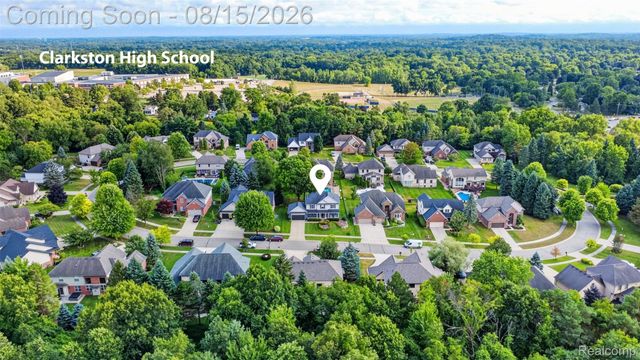 6167 Foxfire Circle, Independence Charter Township, MI 48346
