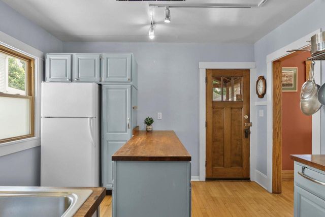 209 Jackson Street, Madison, WI 53704