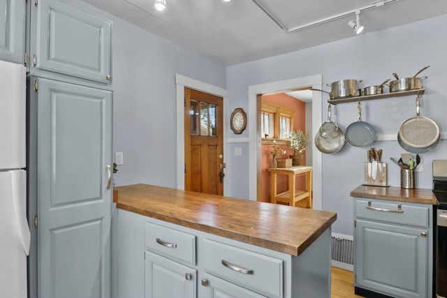 209 Jackson Street, Madison, WI 53704