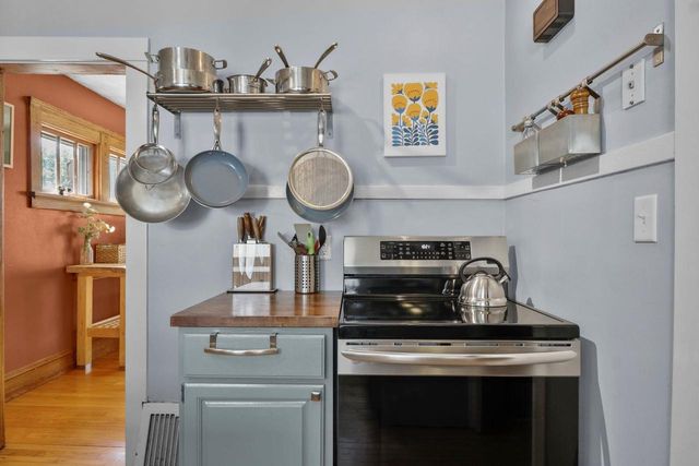 209 Jackson Street, Madison, WI 53704