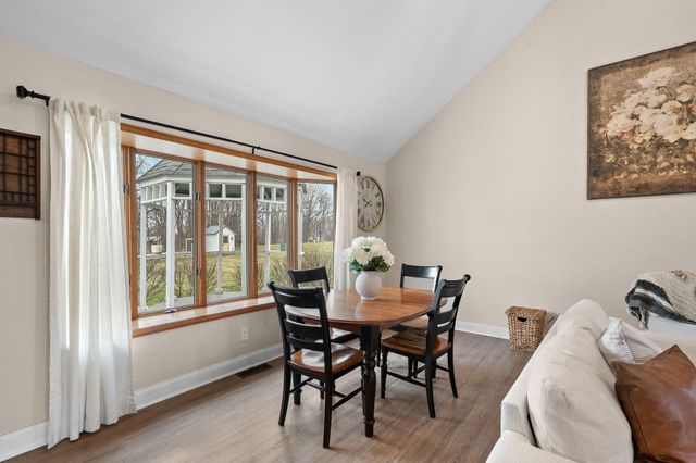 411 Forest View Drive, Valparaiso, IN 46385