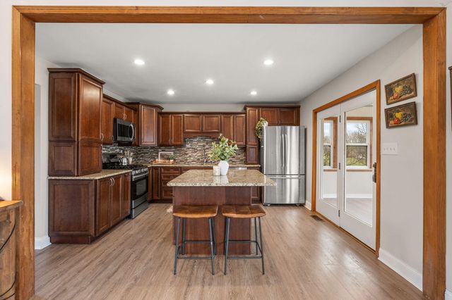 411 Forest View Drive, Valparaiso, IN 46385