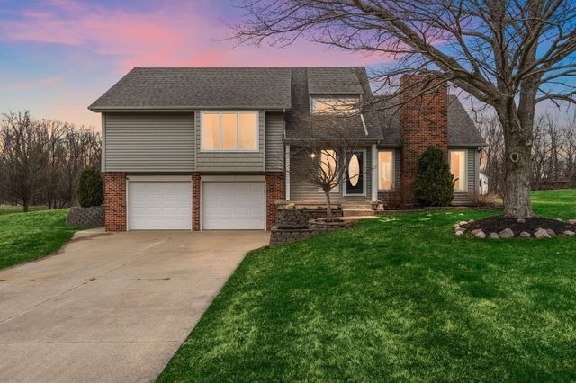 411 Forest View Drive, Valparaiso, IN 46385