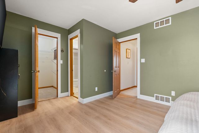 411 Forest View Drive, Valparaiso, IN 46385