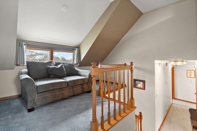 411 Forest View Drive, Valparaiso, IN 46385