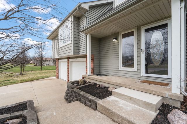 411 Forest View Drive, Valparaiso, IN 46385