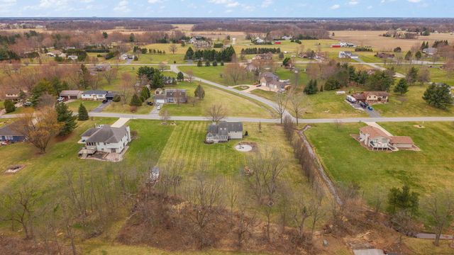 411 Forest View Drive, Valparaiso, IN 46385