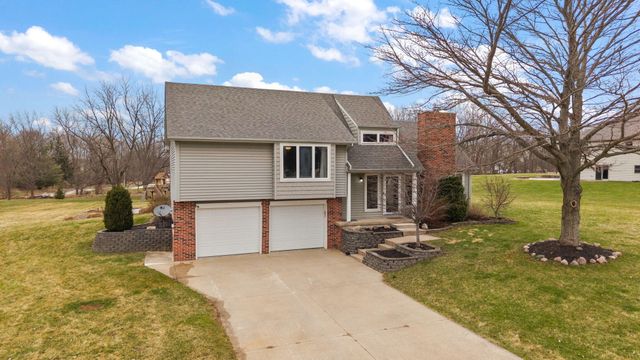 411 Forest View Drive, Valparaiso, IN 46385