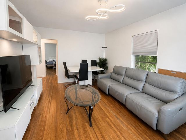 916 SW 8th Avenue 1-4, Fort Lauderdale, FL 33315