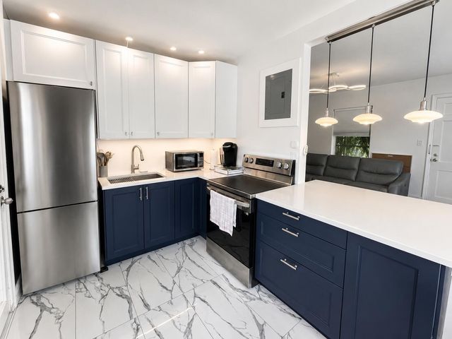 916 SW 8th Avenue 1-4, Fort Lauderdale, FL 33315