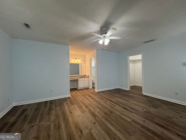 8249 Creekline Court, Riverdale, GA 30274