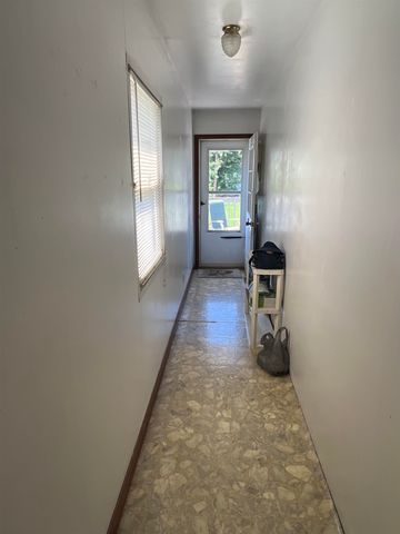 2789 Emmons Avenue, Huntington, WV 25701