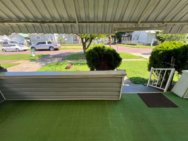 2789 Emmons Avenue, Huntington, WV 25701