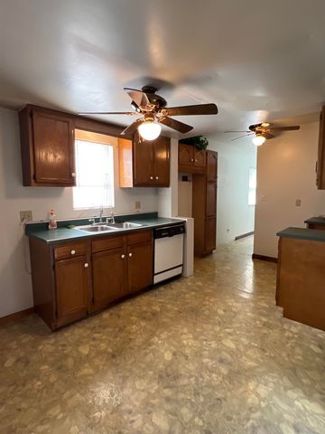 2789 Emmons Avenue, Huntington, WV 25701