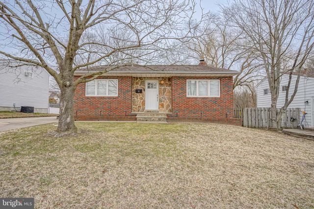 65 E MAPLE AVE, Bellmawr, NJ 08031