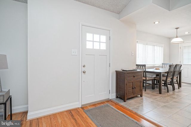 65 E MAPLE AVE, Bellmawr, NJ 08031