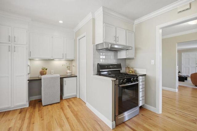 3723 Alameda De Las Pulgas, Menlo Park, CA 94025