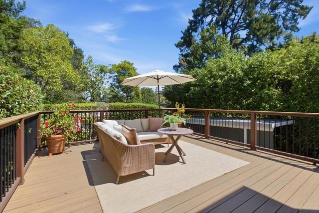 3723 Alameda De Las Pulgas, Menlo Park, CA 94025