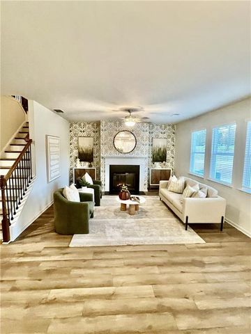 1817 Kingsmere Run Drive, Loganville, GA 30052