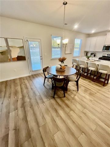 1817 Kingsmere Run Drive, Loganville, GA 30052