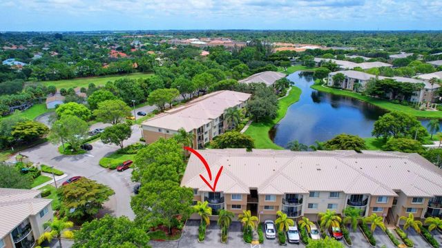 300 Crestwood Court N 307, Royal Palm Beach, FL 33411