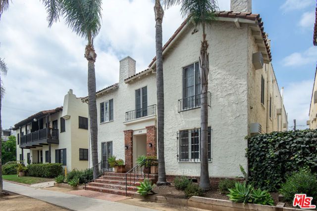409 N Genesee Avenue 2, Los Angeles, CA 90036