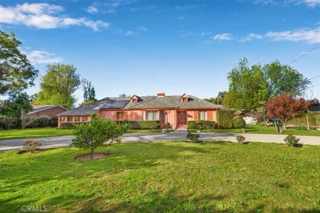 8547 Amestoy, Sherwood Forest, CA 91325