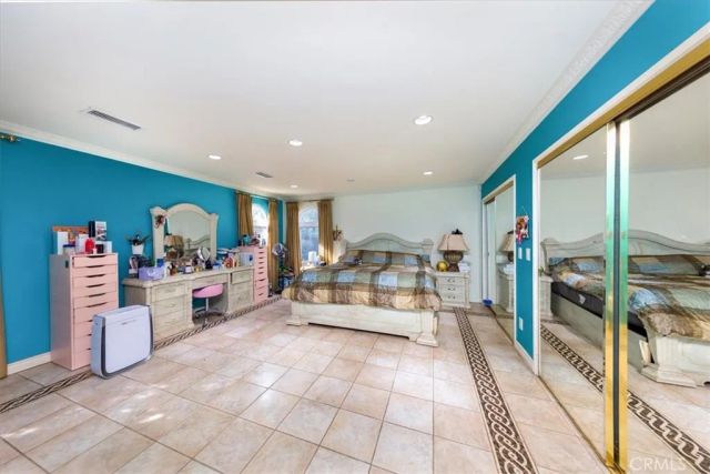 8547 Amestoy, Sherwood Forest, CA 91325