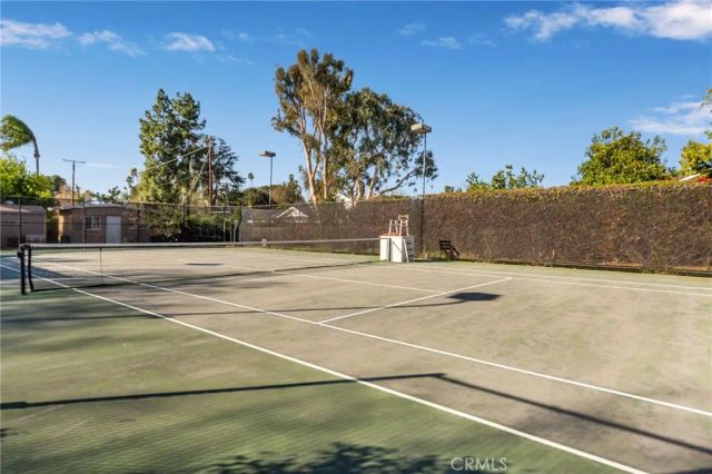 8547 Amestoy, Sherwood Forest, CA 91325