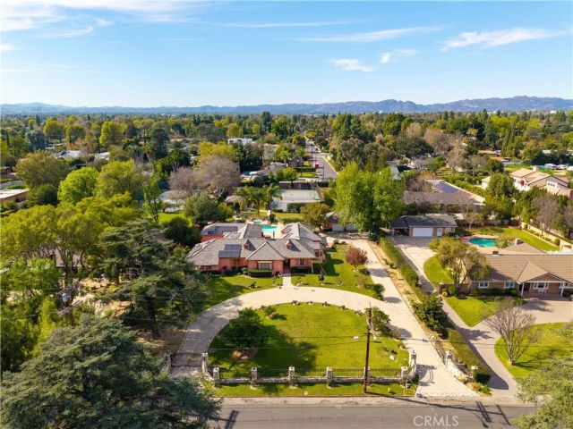 8547 Amestoy, Sherwood Forest, CA 91325