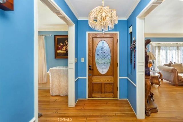 8547 Amestoy, Sherwood Forest, CA 91325