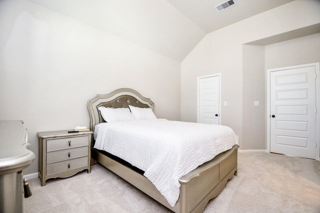 2033 Millbridge Spring, South Houston, TX 77051