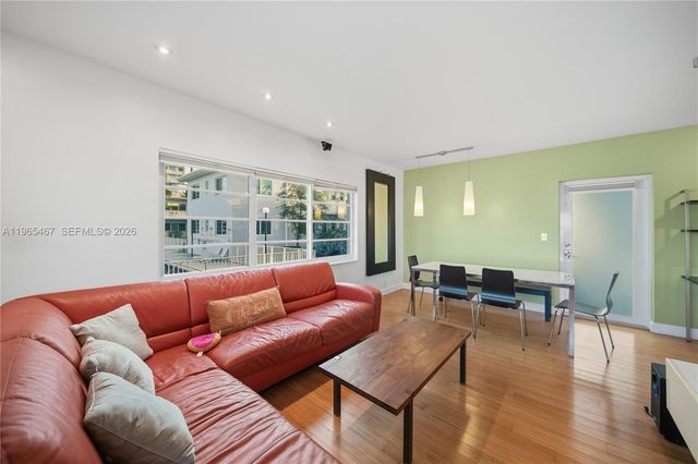 7207 Bay Dr 21, Miami Beach, FL 33141