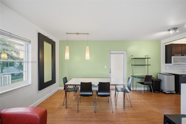 7207 Bay Dr 21, Miami Beach, FL 33141