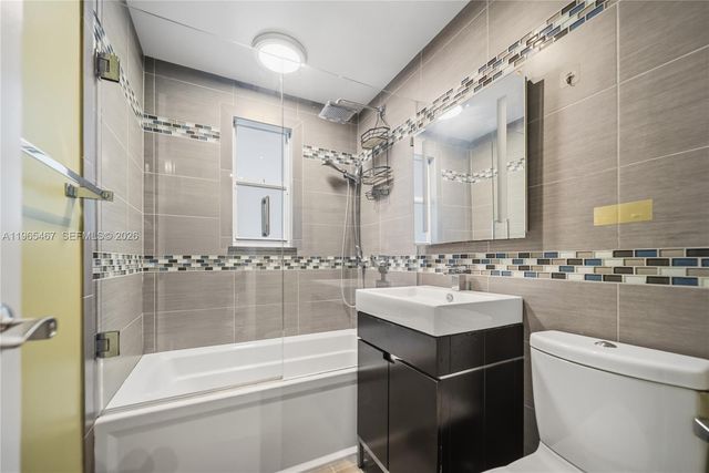 7207 Bay Dr 21, Miami Beach, FL 33141