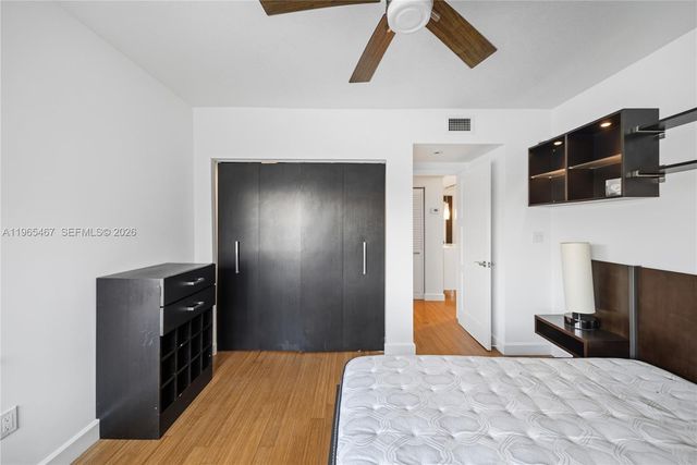 7207 Bay Dr 21, Miami Beach, FL 33141