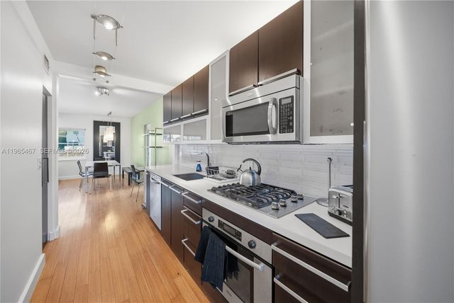 7207 Bay Dr 21, Miami Beach, FL 33141